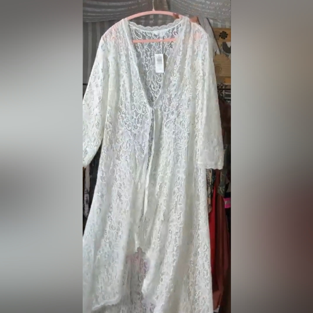 Torrid Intimates Lace Robe Kimono Ever After Long Train XL White NWT
